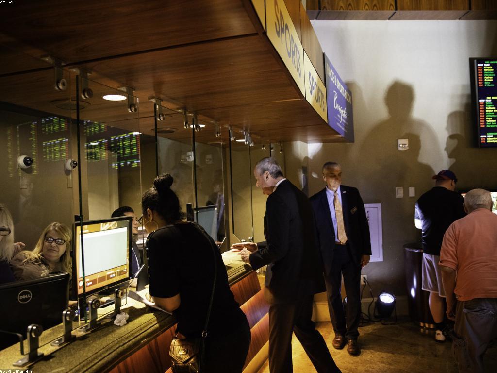 ការណ៍អត្ថប្រយោជន៍នៃការ៉ូស្លុត