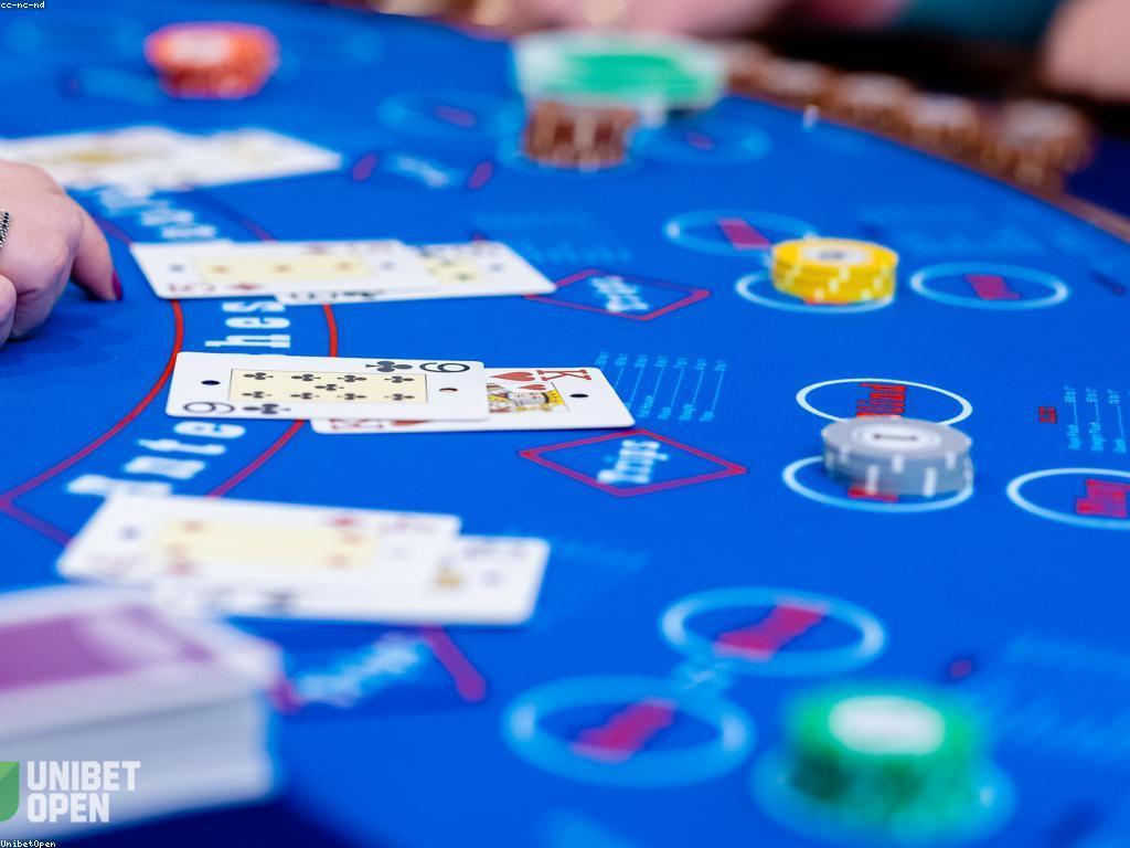 ស្លុតសម័យ: ការប្រែប្រួលនៃឧស្សាហកម្មស្លុត