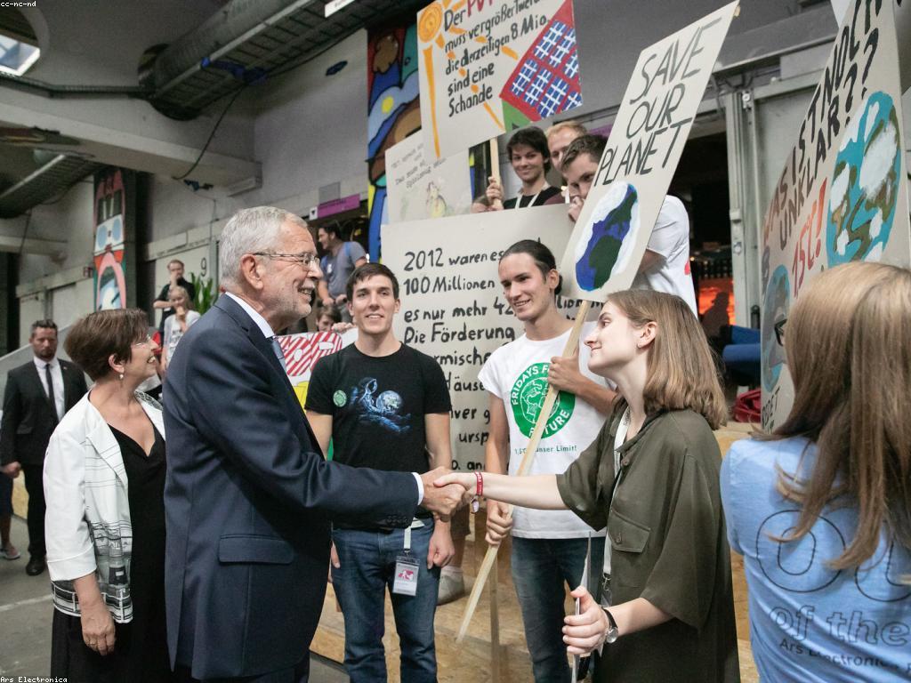 Dimensionថ្មីនៃការ៉ូស្លុត